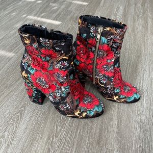 Steve Madden booties